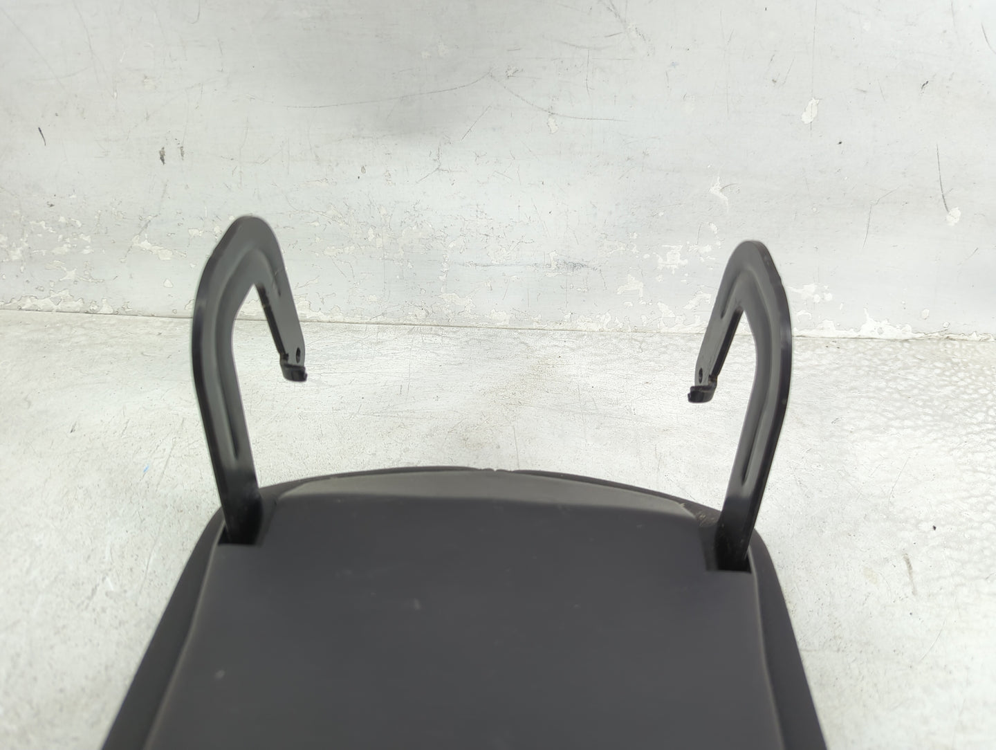 2020 Chevrolet Malibu Center Console Armrest Cover Lid Fits OEM Used Auto Parts - Oemusedautoparts1.com