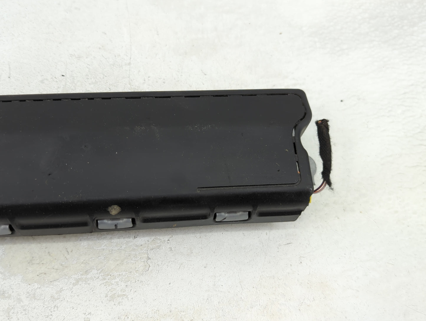 2020 Chevrolet Malibu Air Bag Passenger Seat Right OEM P/N:22823445 23420286, 0589-P1-000363, TG11D06002 Fits OEM Used Auto 