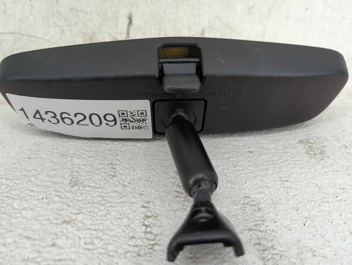 2020 Chevrolet Malibu Interior Rear View Mirror Replacement OEM P/N:E11026150 Fits OEM Used Auto Parts - Oemusedautoparts1.c