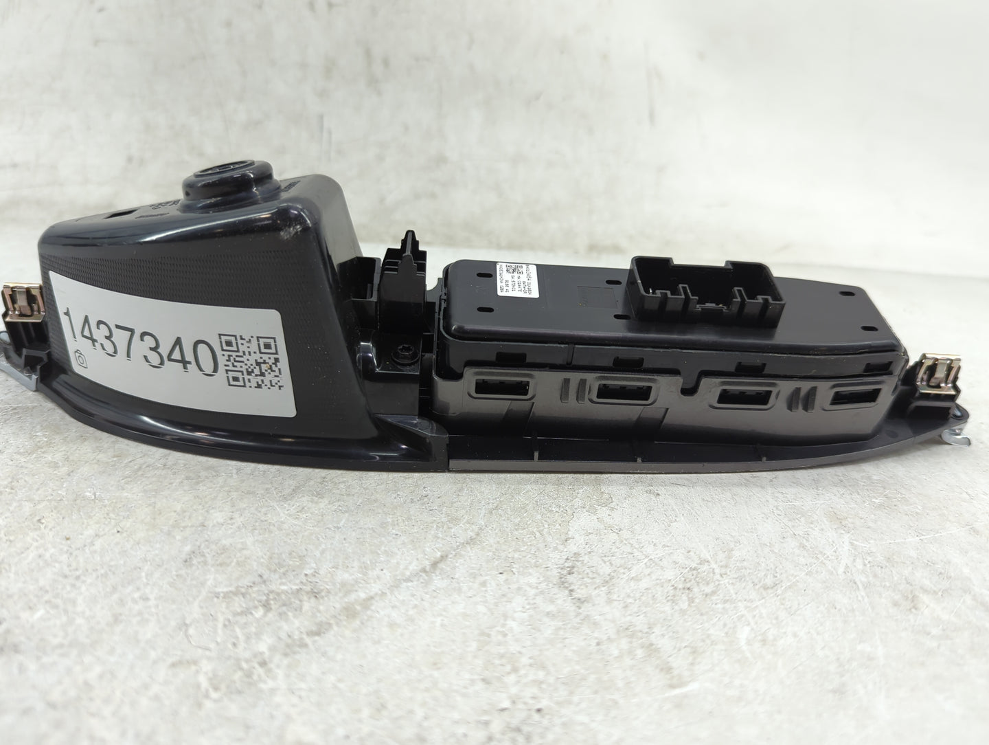 2016-2021 Chevrolet Malibu Master Power Window Switch Replacement Driver Side Left P/N:84493909 Fits OEM Used Auto Parts - O