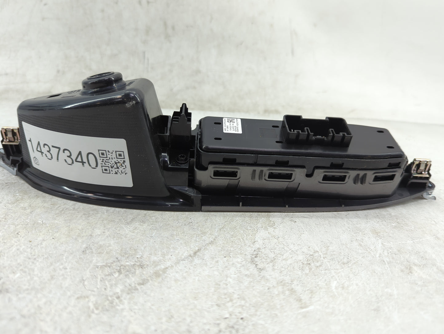 2016-2021 Chevrolet Malibu Master Power Window Switch Replacement Driver Side Left P/N:84493909 Fits OEM Used Auto Parts - O