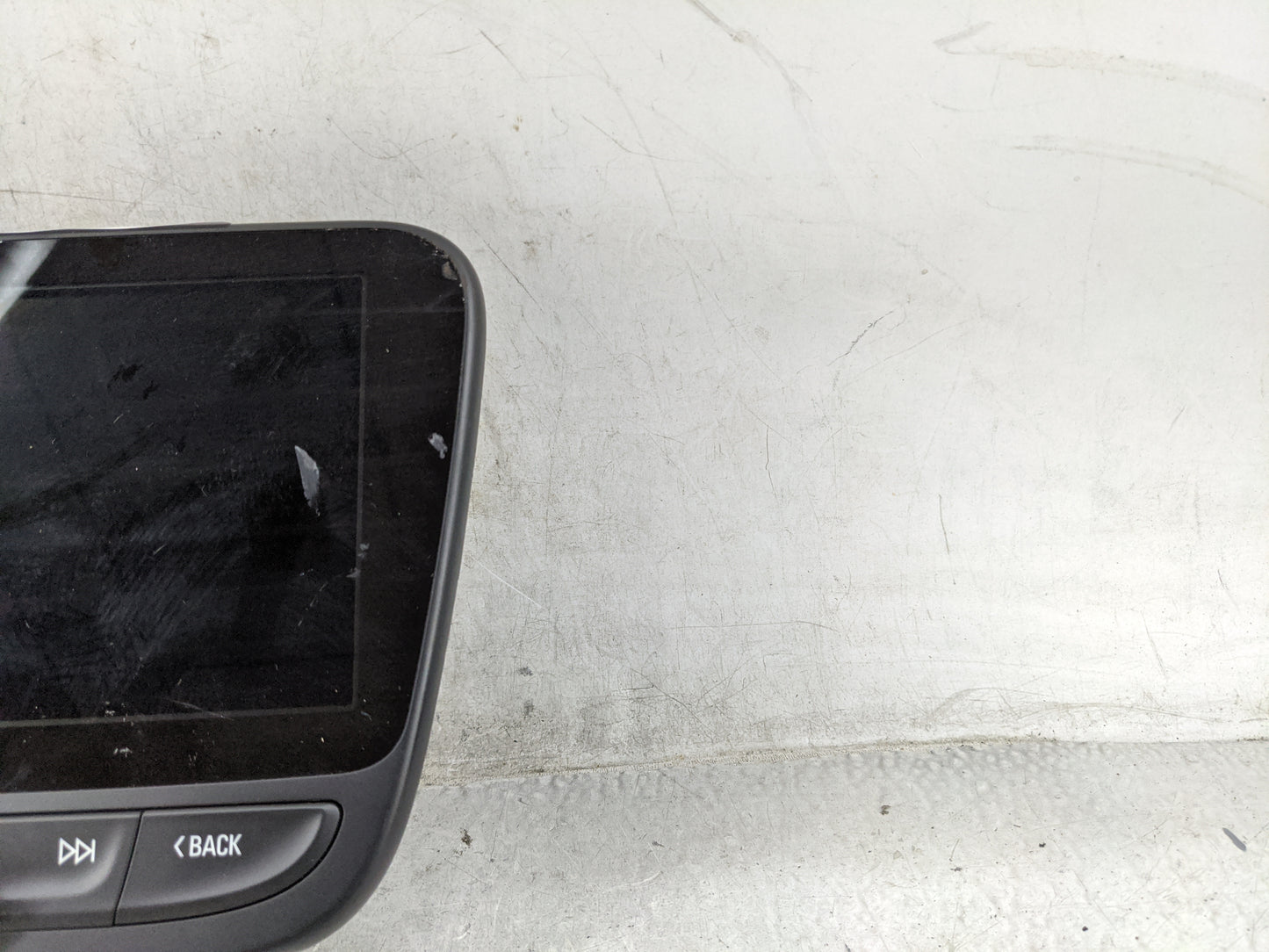2020 Chevrolet Malibu Information Display Screen 1475379 - Oemusedautoparts1.com