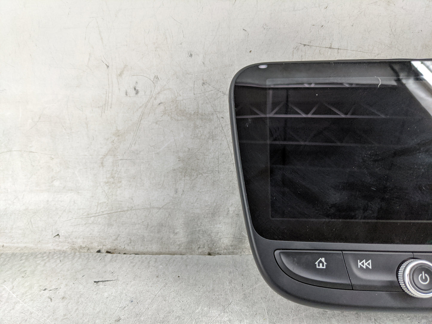 2020 Chevrolet Malibu Information Display Screen 1475379 - Oemusedautoparts1.com