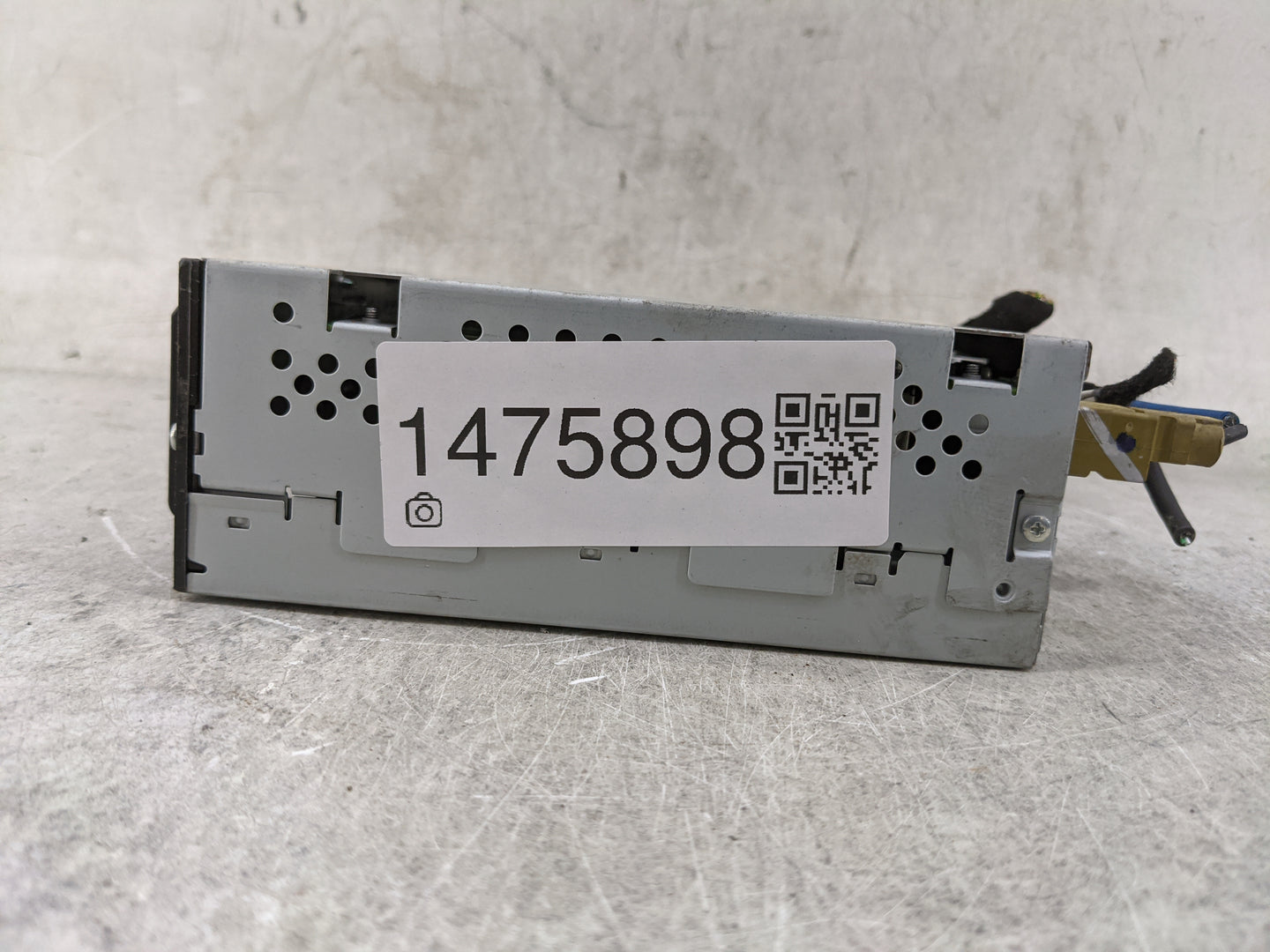 2019-2021 Chevrolet Malibu Radio AM FM Cd Player Receiver Replacement P/N:84785827 FT0108A, 2024B-FT0108A Fits Fits 2019 202