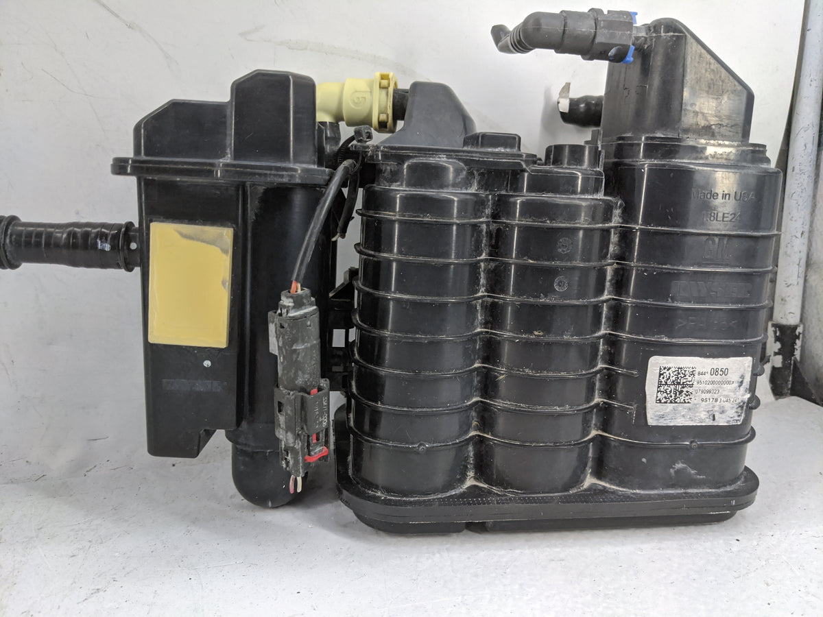 2020 Chevrolet Malibu Fuel Vapor Charcoal Canister 1477472 - Oemusedautoparts1.com