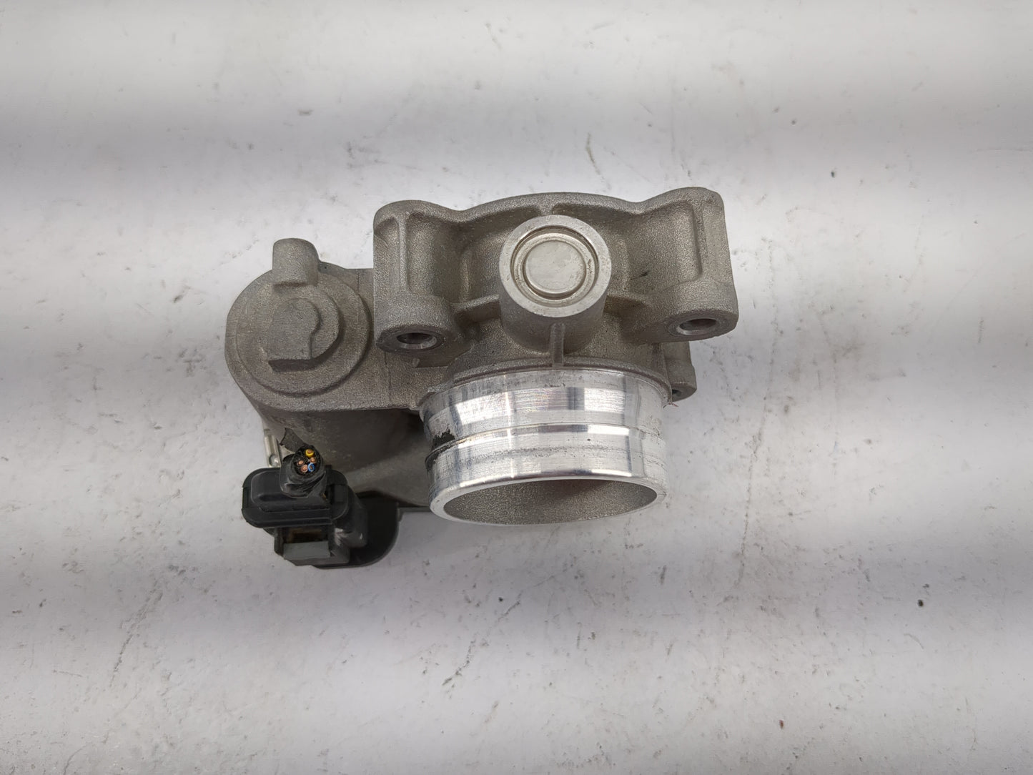 2016-2021 Chevrolet Malibu Throttle Body P/N:12671379AA Fits Fits 2016 2017 2018 2019 2020 2021 2022 OEM Used Auto Parts - O