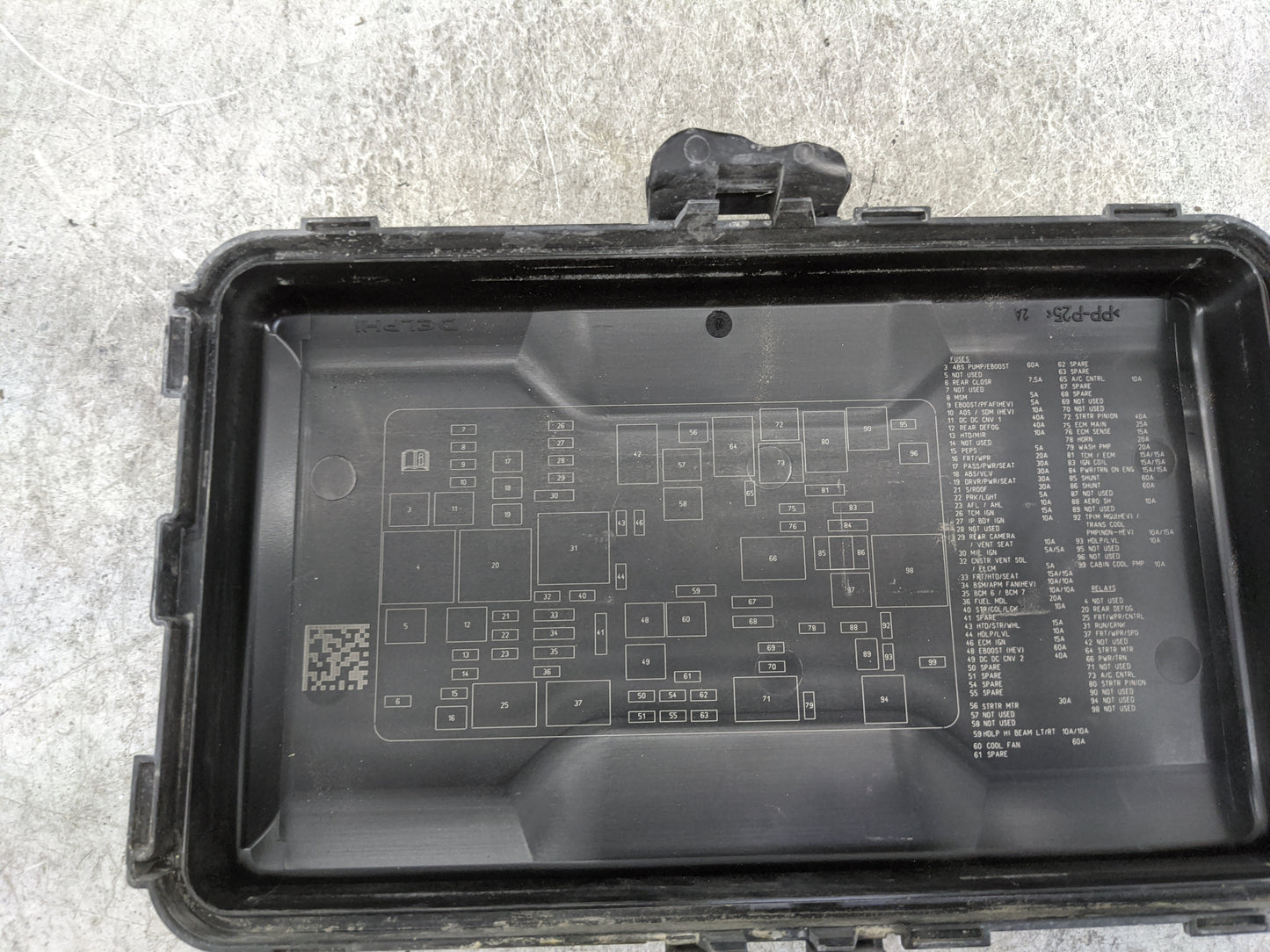 2019-2021 Chevrolet Malibu Fusebox Fuse Box Panel Relay Module P/N:13500128 13468894, 13455281, 13500114 Fits Fits 2019 2020