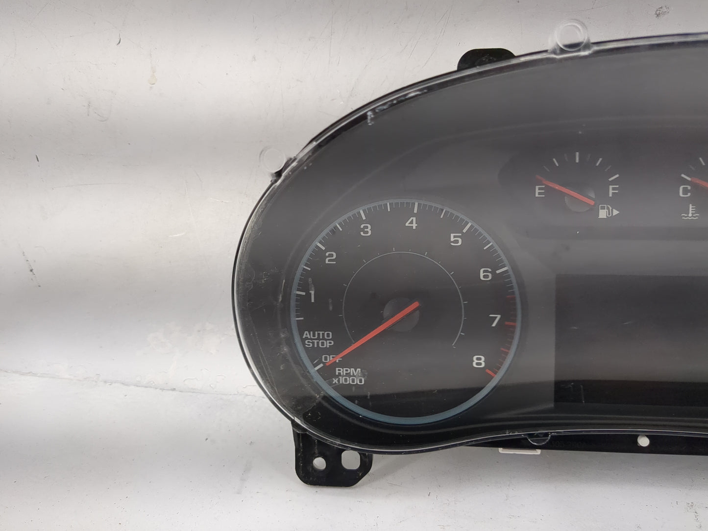 2020-2021 Chevrolet Malibu Instrument Cluster Speedometer Gauges P/N:84660724 7110500000000X, 812610798 Miles: Fits Fits 202