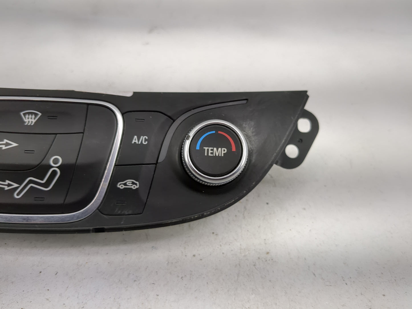 2019-2021 Chevrolet Malibu Climate Control Module Temperature AC/Heater Replacement P/N:84426651 7370200000000X Fits OEM Use
