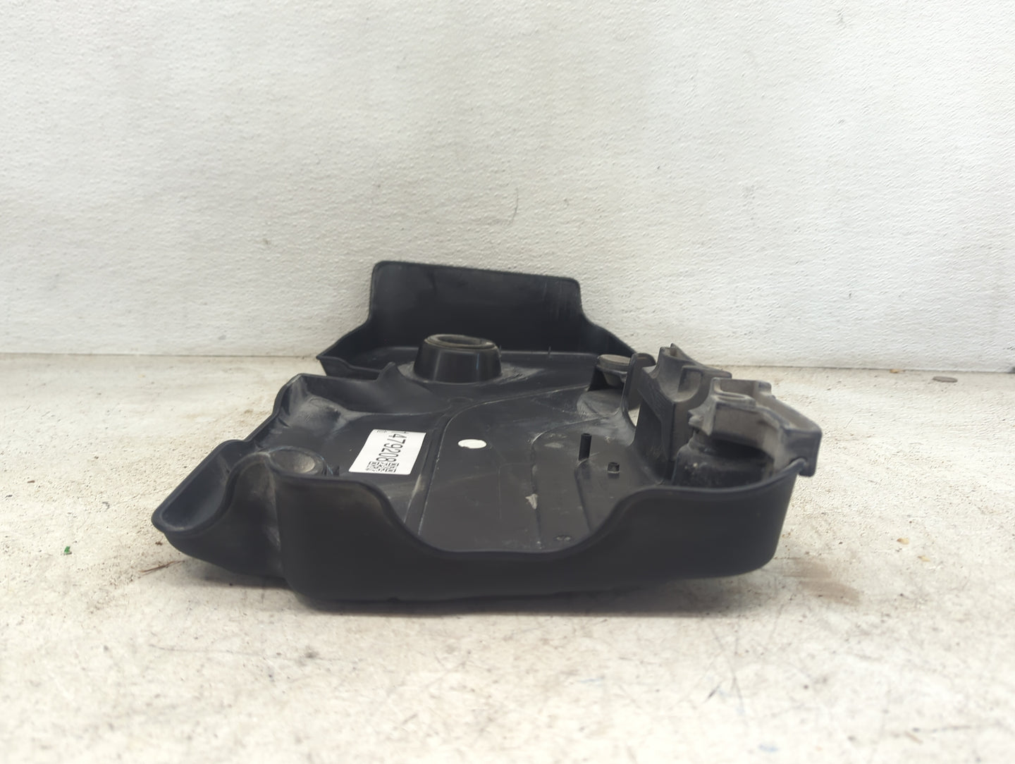 2020 Chevrolet Malibu Engine Cover 1479208 - Oemusedautoparts1.com