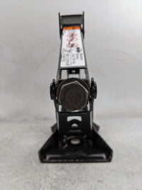 2020 Chevrolet Malibu Spare Scissor Car Jack 1480180 - Oemusedautoparts1.com