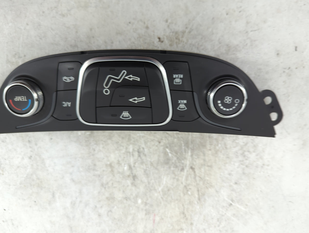 2019-2021 Chevrolet Malibu Climate Control Module Temperature AC/Heater Replacement Fits Fits 2019 2020 2021 OEM Used Auto P