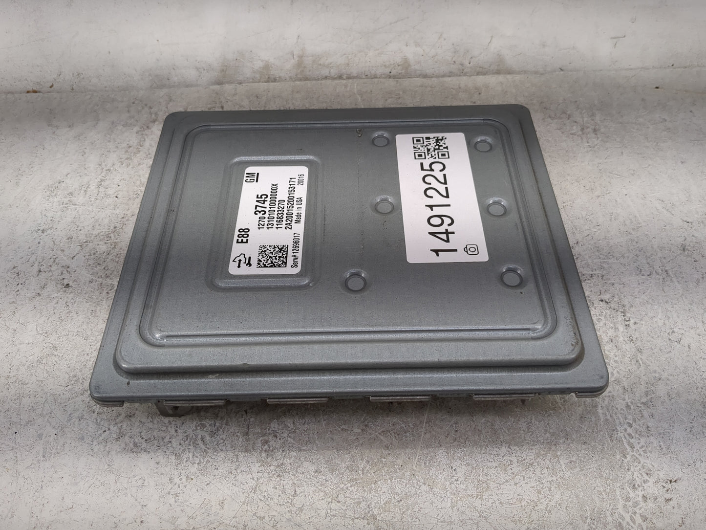 2020-2021 Chevrolet Malibu PCM Engine Control Computer ECU ECM PCU OEM P/N:12703745 E88, 12696017 Fits Fits 2020 2021 2022 O