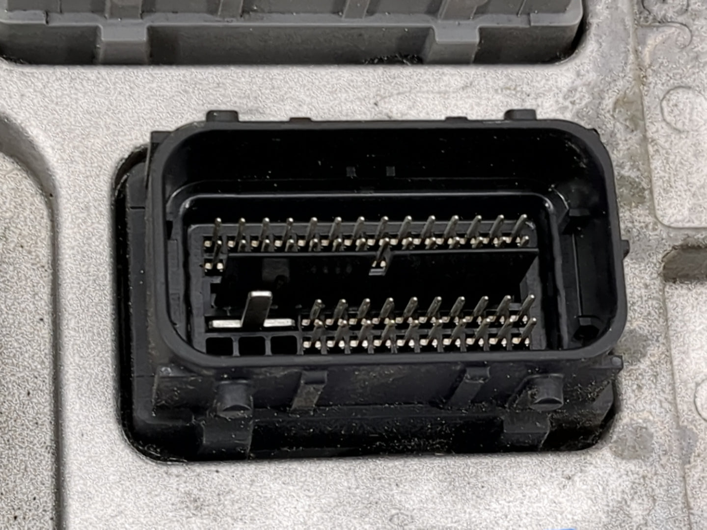2020-2021 Chevrolet Malibu PCM Engine Control Computer ECU ECM PCU OEM P/N:12703745 E88, 12696017 Fits Fits 2020 2021 2022 O