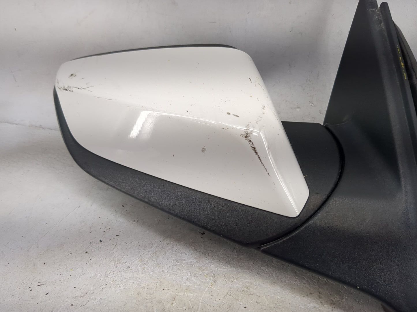 2019-2021 Chevrolet Malibu Passenger Side View Mirror - Right Door Mirror OEM Used - Oemusedautoparts1.com