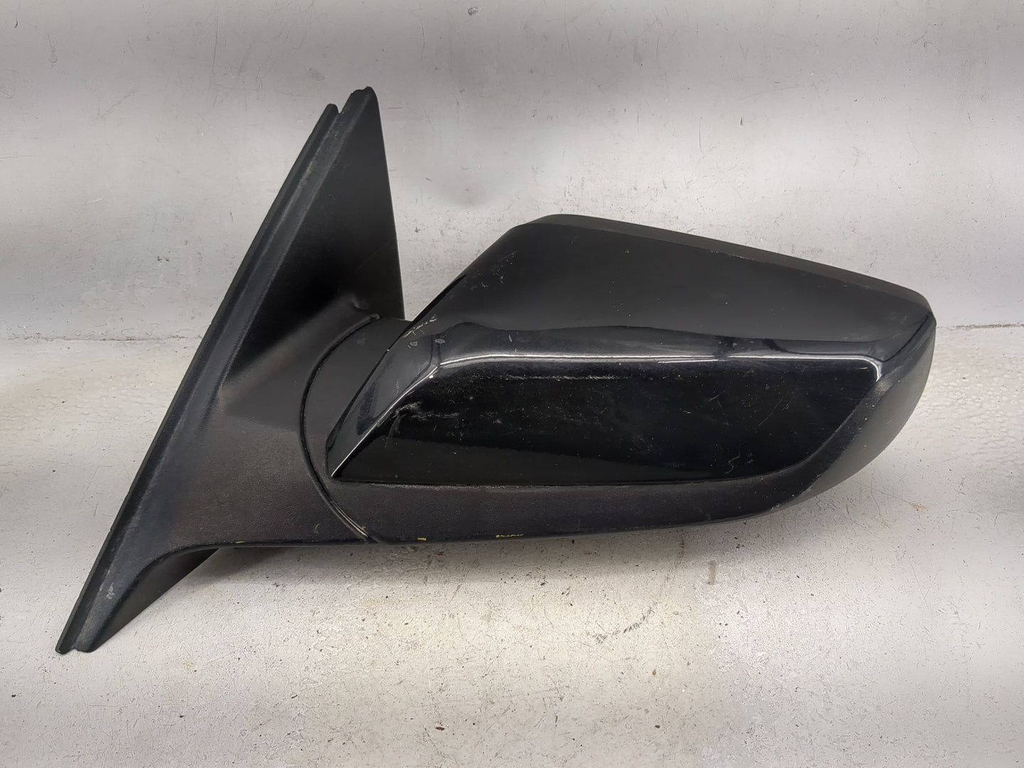 2019-2021 Chevrolet Malibu Driver Side View Mirror - Left Door Mirror OEM Used - Oemusedautoparts1.com