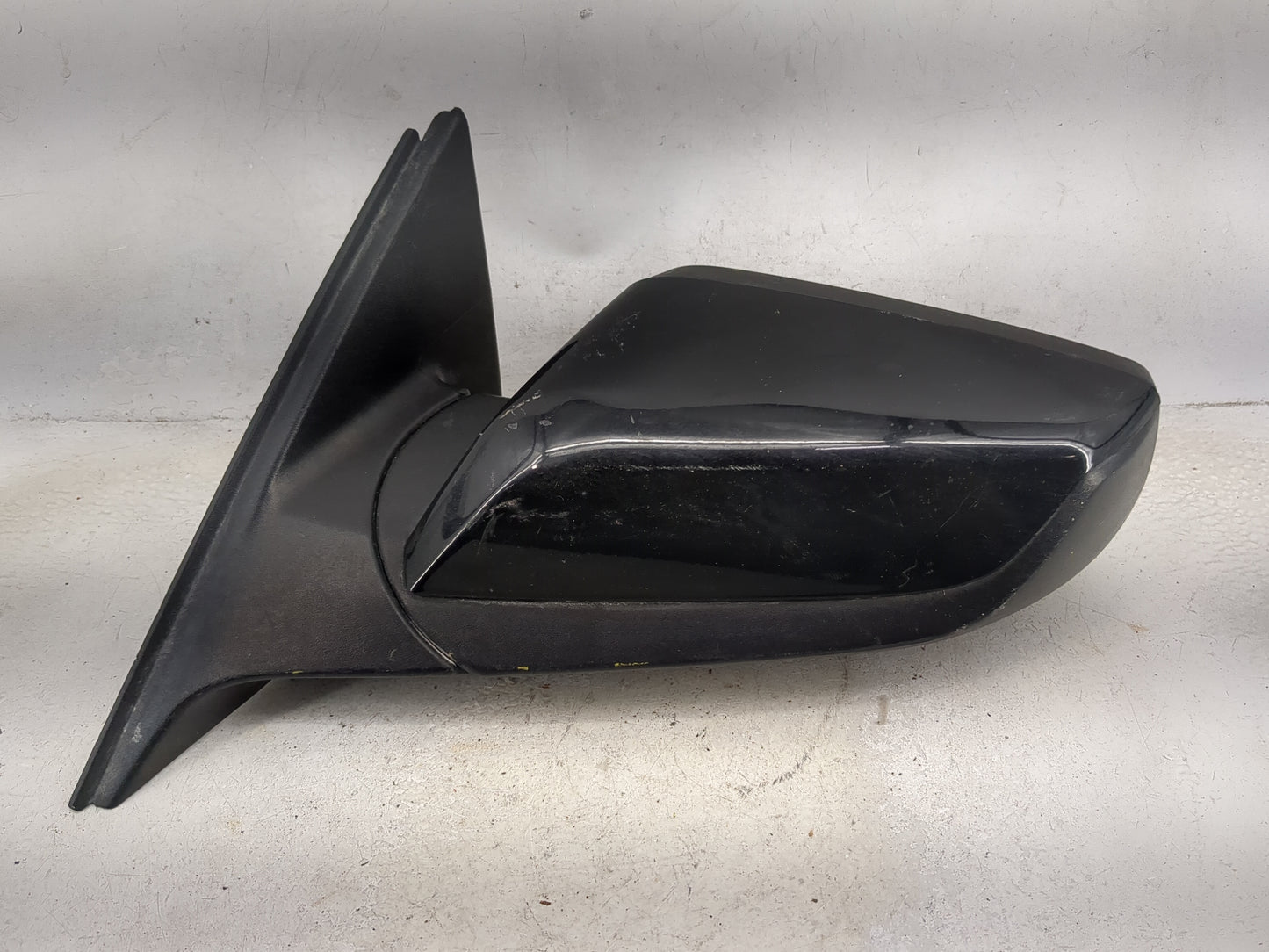 2019-2021 Chevrolet Malibu Driver Side View Mirror - Left Door Mirror OEM Used - Oemusedautoparts1.com