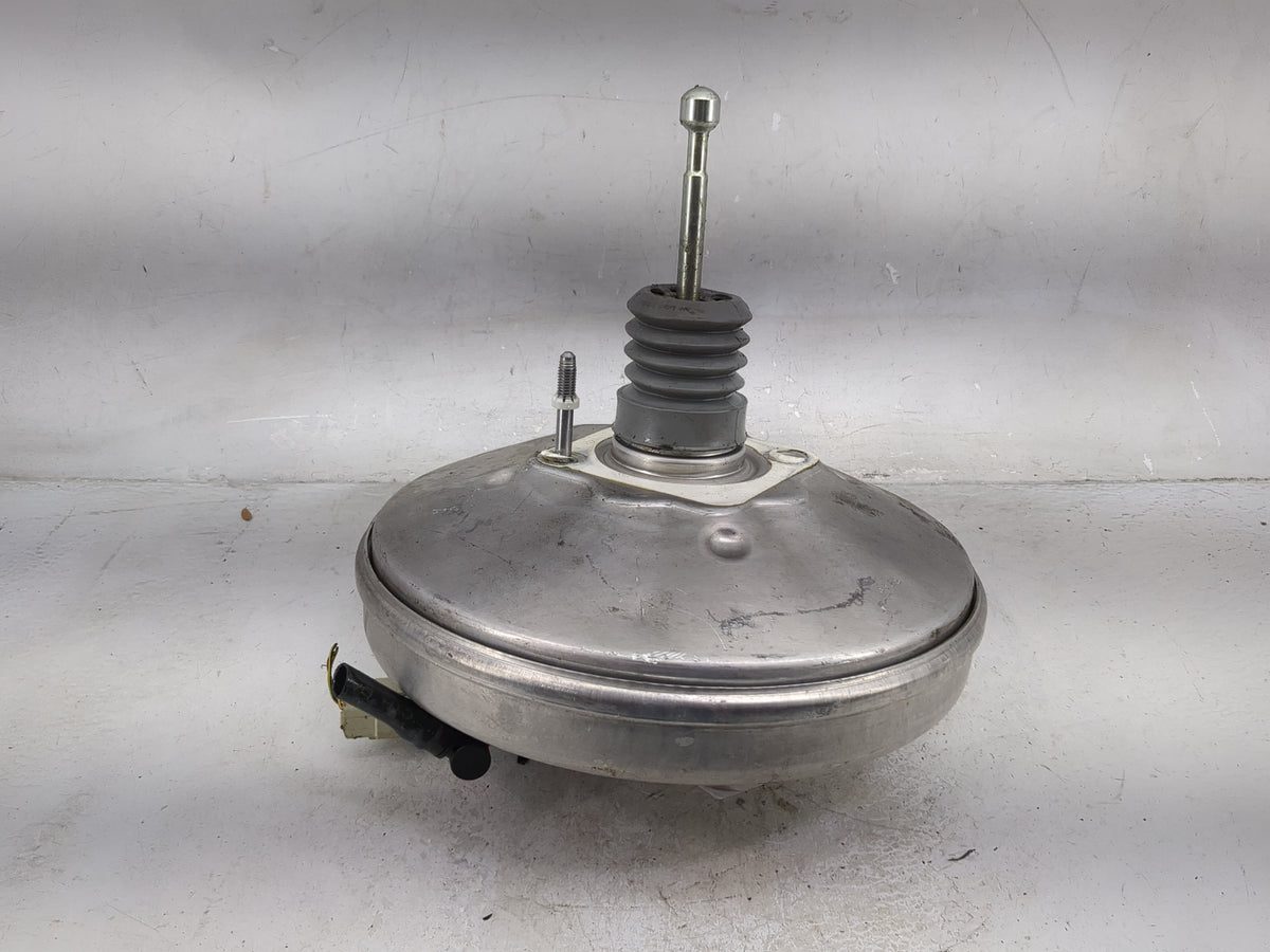 2016-2021 Chevrolet Malibu Power Brake Booster Oem 1500823 - Oemusedautoparts1.com