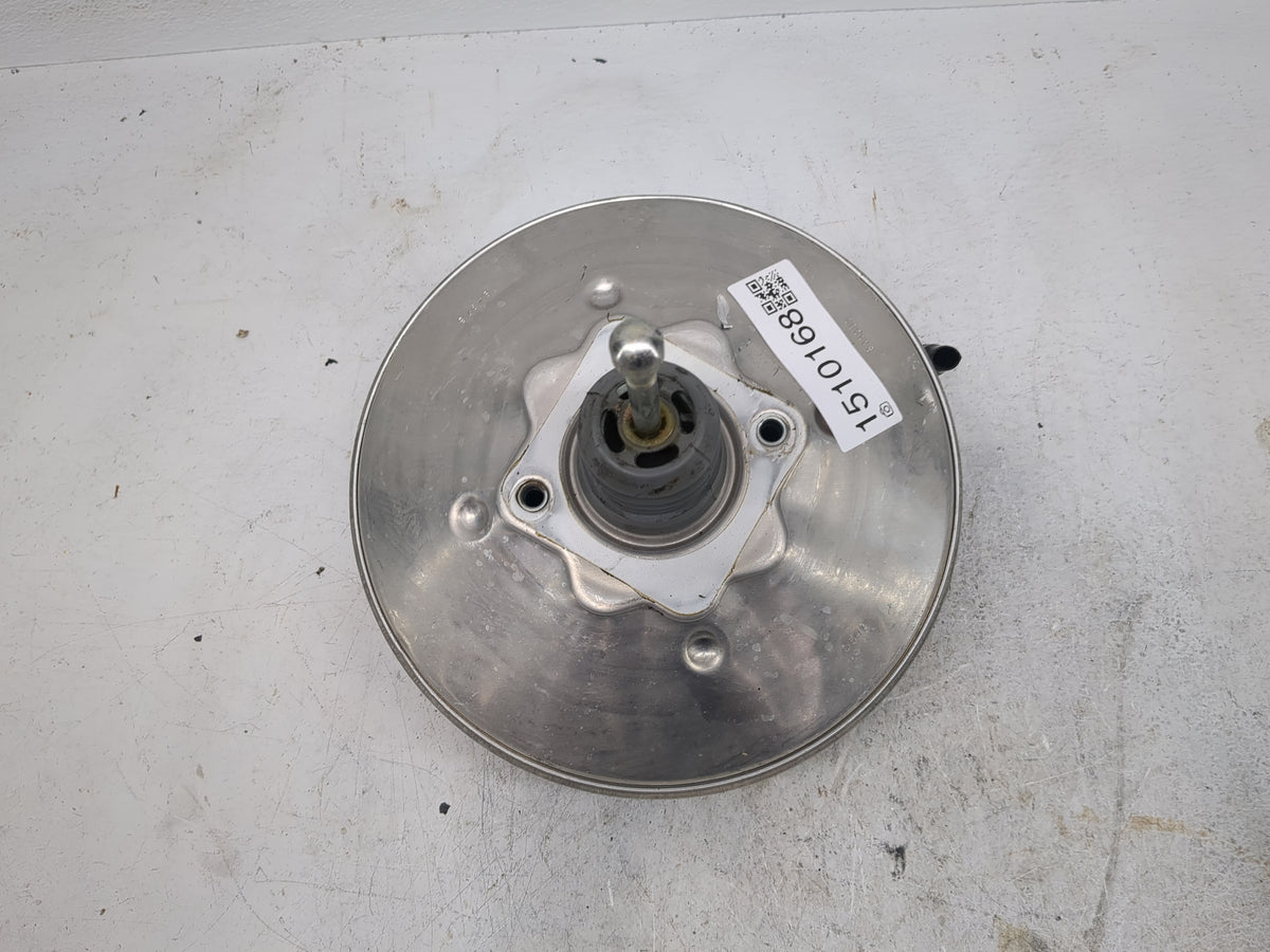 2016-2021 Chevrolet Malibu Brake Master Cylinder 1510168 - Oemusedautoparts1.com
