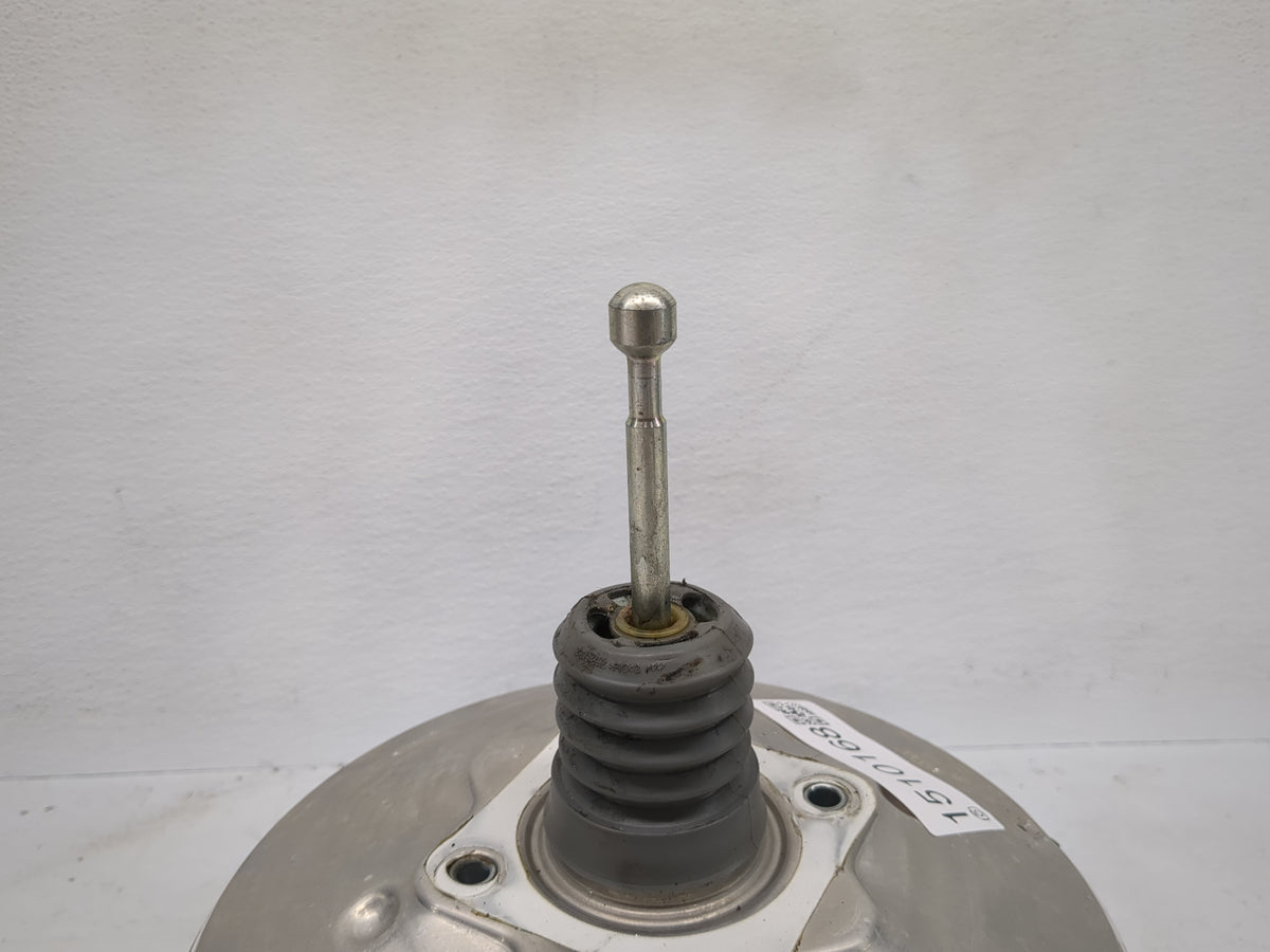 2016-2021 Chevrolet Malibu Brake Master Cylinder 1510168 - Oemusedautoparts1.com