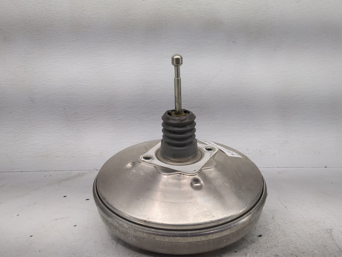 2016-2021 Chevrolet Malibu Brake Master Cylinder 1510168 - Oemusedautoparts1.com