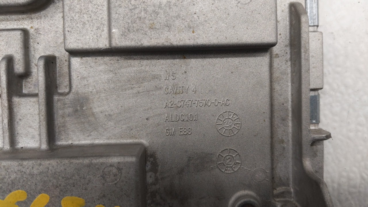 2020 Chevrolet Malibu PCM Engine Control Computer ECU ECM PCU OEM P/N:84190615 12710155 Fits OEM Used Auto Parts - Oemusedau