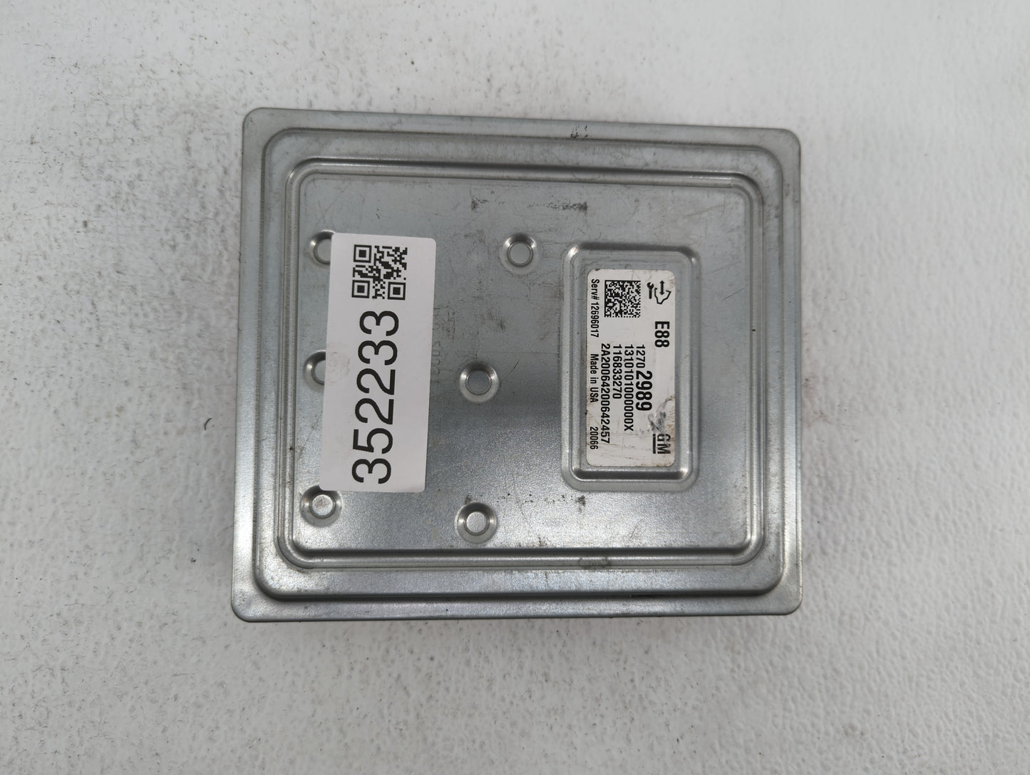 2020-2021 Chevrolet Malibu PCM Engine Control Computer ECU ECM PCU OEM P/N:12717886 12711695, 12702989 Fits Fits 2020 2021 2
