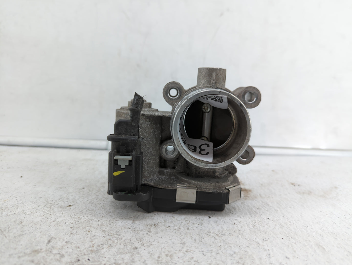 2016-2019 Chevrolet Malibu Throttle Body P/N:12671379AA Fits Fits 2016 2017 2018 2019 OEM Used Auto Parts - Oemusedautoparts