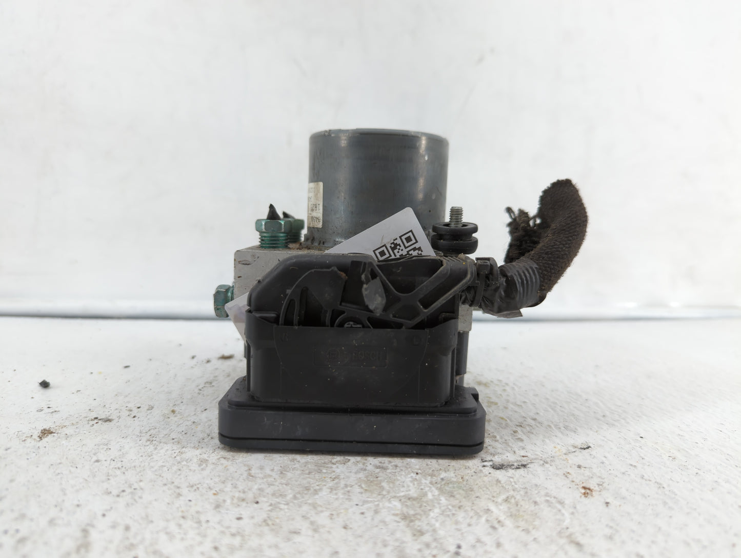 2019 Chevrolet Malibu ABS Pump Control Module Replacement P/N:84501623 8451623, 84502888 Fits OEM Used Auto Parts - Oemuseda