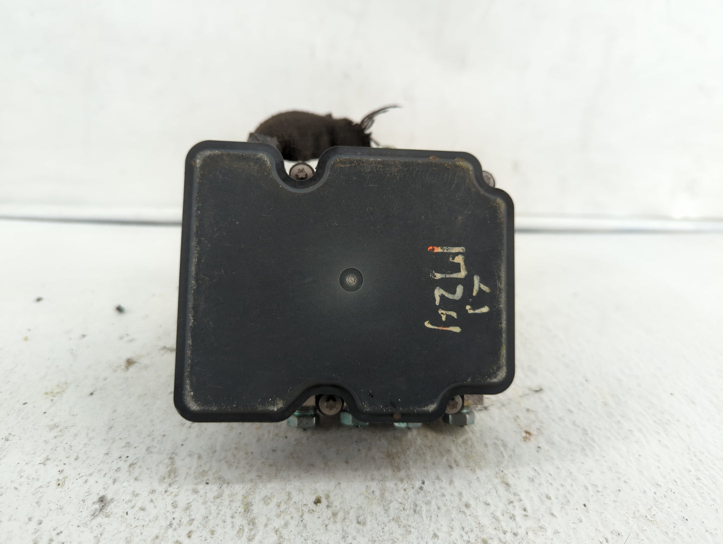 2019 Chevrolet Malibu ABS Pump Control Module Replacement P/N:84501623 8451623, 84502888 Fits OEM Used Auto Parts - Oemuseda