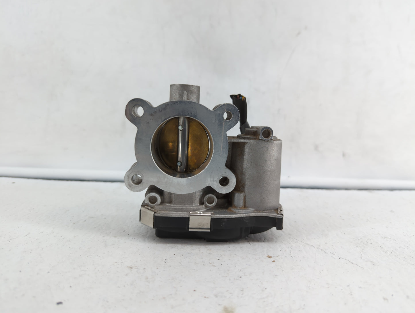 2016-2019 Chevrolet Malibu Throttle Body P/N:12671379AA Fits Fits 2016 2017 2018 2019 OEM Used Auto Parts - Oemusedautoparts