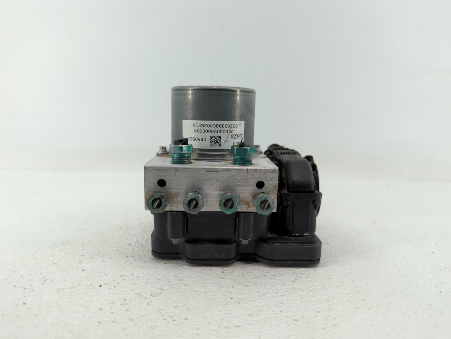 2019 Chevrolet Malibu ABS Pump Control Module Replacement P/N:84501623 8451623, 84502888 Fits OEM Used Auto Parts - Oemuseda