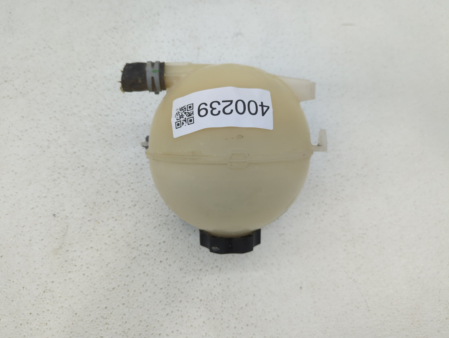 2016 Chevrolet Malibu Radiator Coolant Overflow Expansion Tank Bottle 400239 - Oemusedautoparts1.com