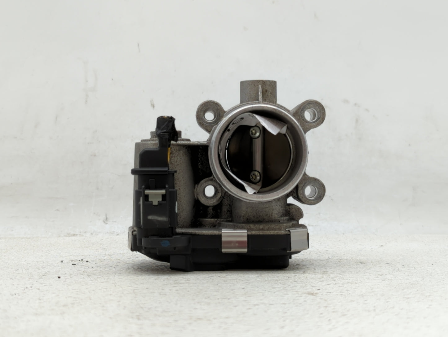 2016-2019 Chevrolet Malibu Throttle Body P/N:12671379AA Fits Fits 2016 2017 2018 2019 OEM Used Auto Parts - Oemusedautoparts