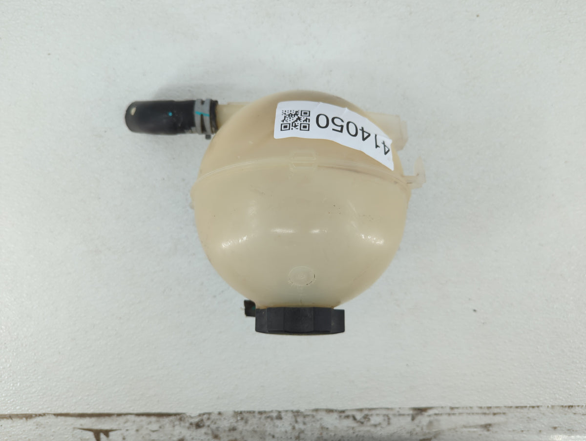 2016 Chevrolet Malibu Radiator Coolant Overflow Expansion Tank Bottle 414050 - Oemusedautoparts1.com