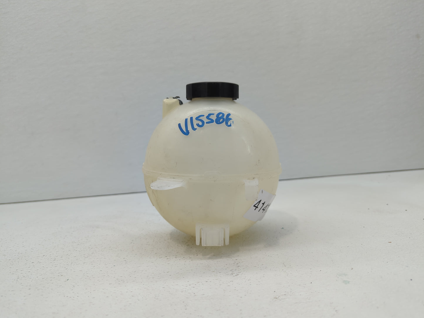 2016 Chevrolet Malibu Radiator Coolant Overflow Expansion Tank Bottle 414133 - Oemusedautoparts1.com