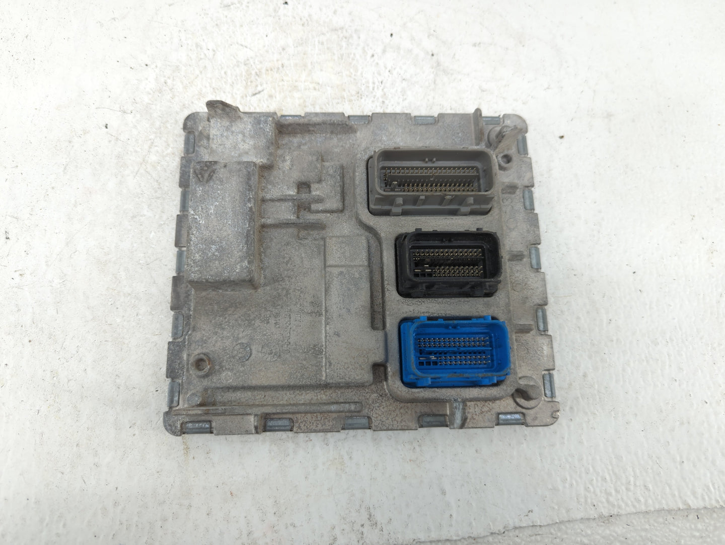 2020 Chevrolet Malibu PCM Engine Control Computer ECU ECM PCU OEM P/N:12710140 12703776, 12696017, 84190615, 12710155 Fits O