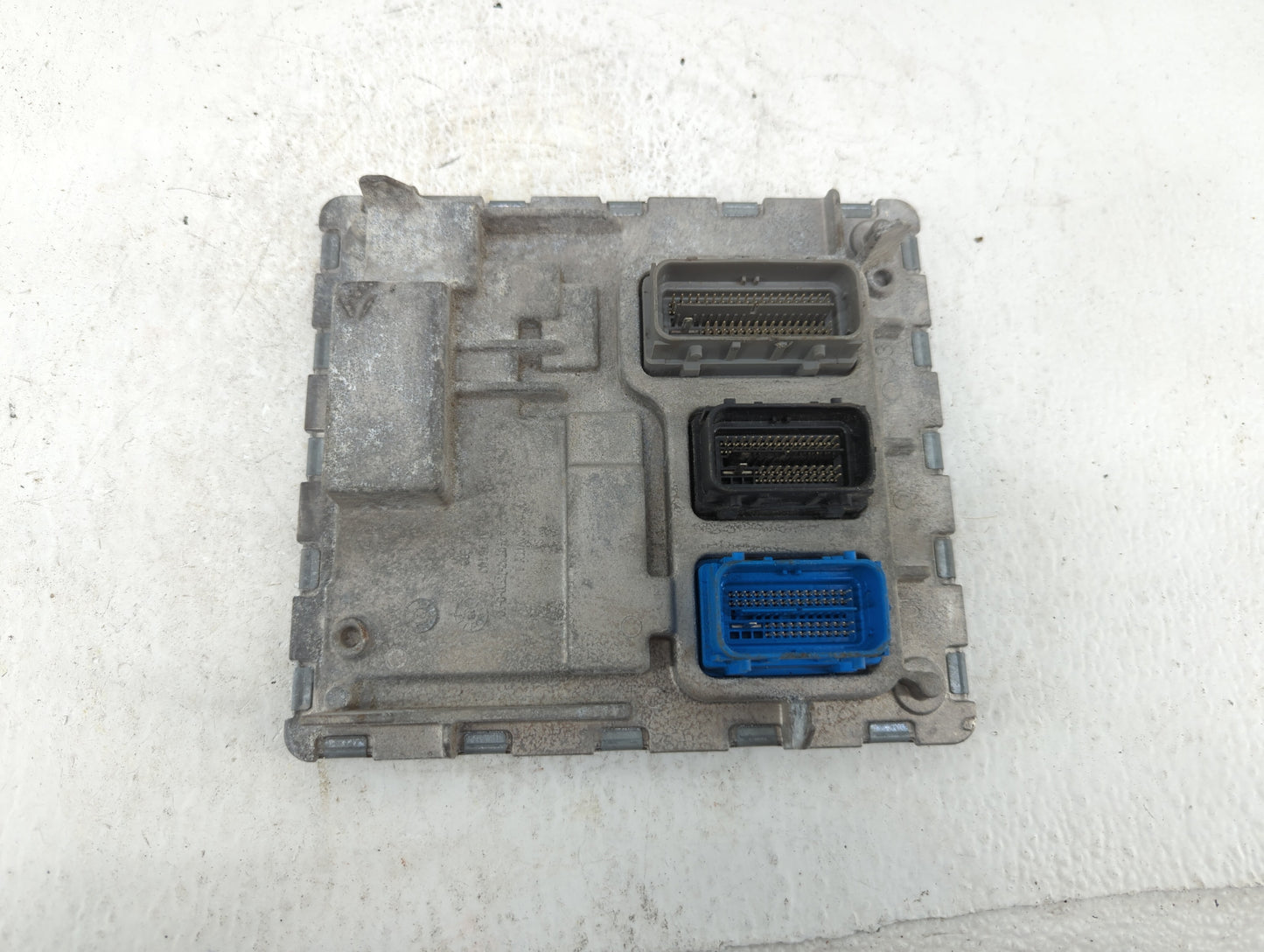 2020 Chevrolet Malibu PCM Engine Control Computer ECU ECM PCU OEM P/N:12710140 12703776, 12696017, 84190615, 12710155 Fits O