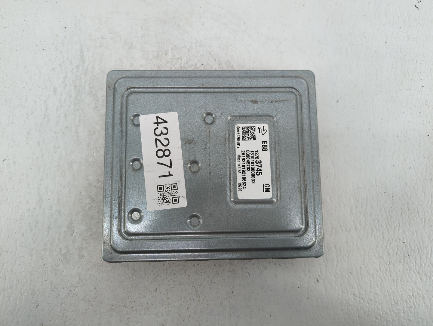 2020-2021 Chevrolet Malibu PCM Engine Control Computer ECU ECM PCU OEM P/N:12702989 12696017, 12703745 Fits Fits 2020 2021 2