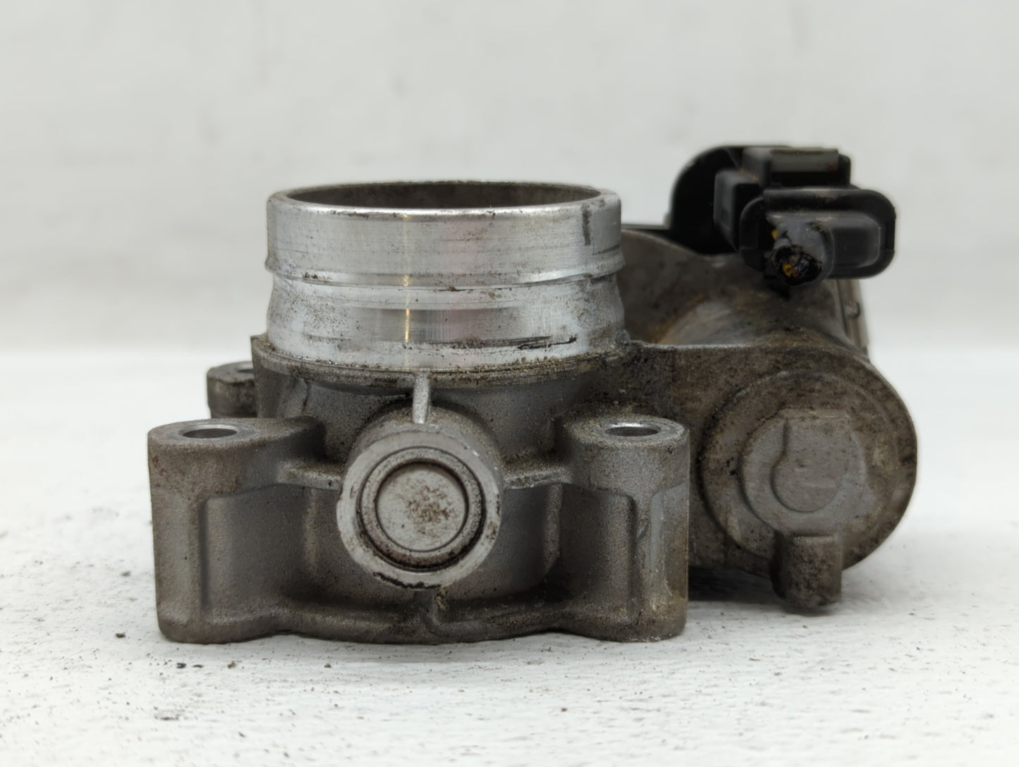 2016-2021 Chevrolet Malibu Throttle Body P/N:12671379AA Fits Fits 2016 2017 2018 2019 2020 2021 2022 OEM Used Auto Parts - O
