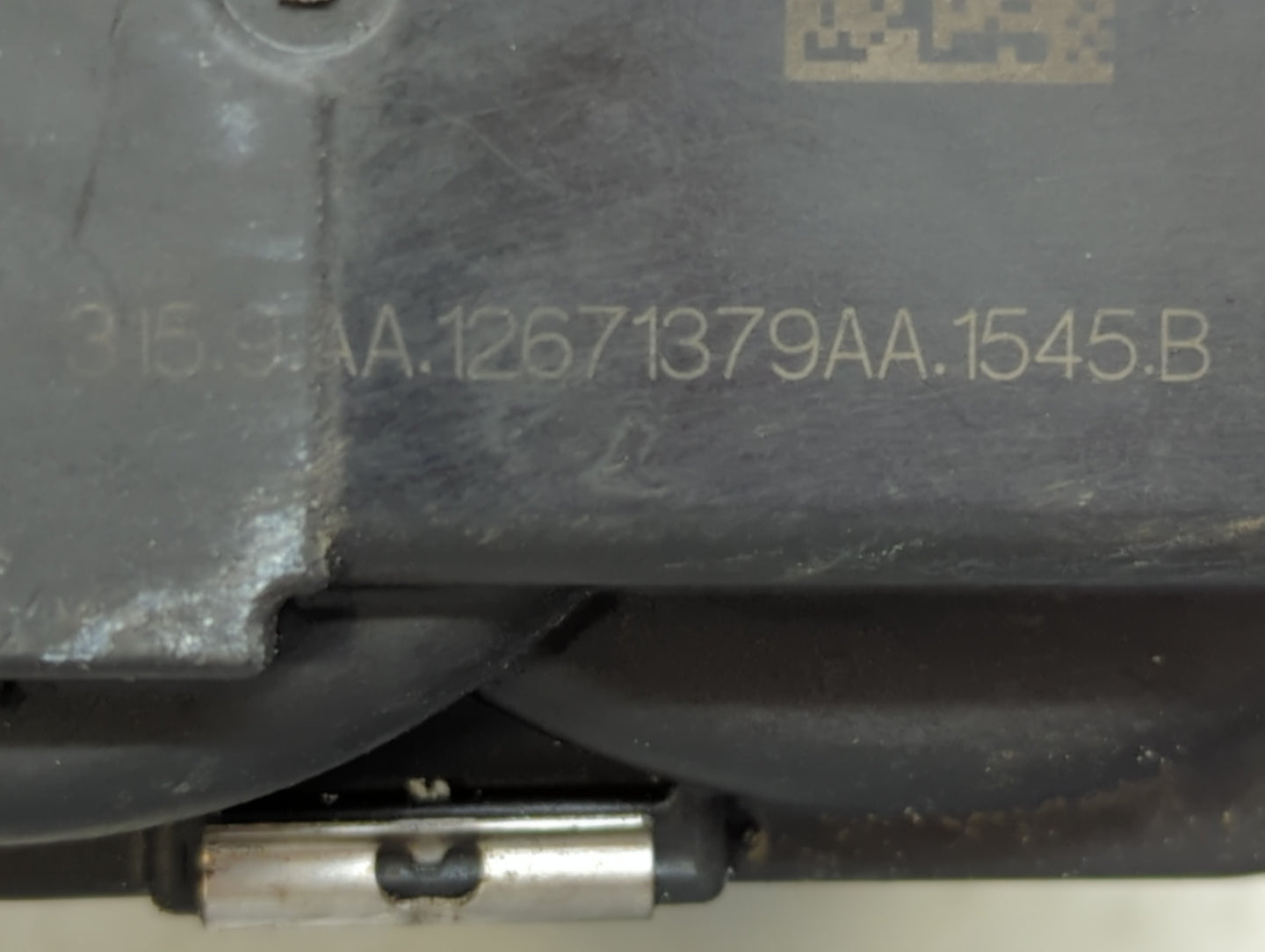 2016-2021 Chevrolet Malibu Throttle Body P/N:12671379AA Fits Fits 2016 2017 2018 2019 2020 2021 2022 OEM Used Auto Parts - O