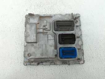 compare product 2020-2021 Chevrolet Malibu PCM Engine Control Computer ECU ECM PCU OEM P/N:12703745 12717886, 12696017 Fits Fits 2020 2021 2022 OEM Used Auto Parts