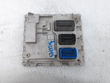 2020 Chevrolet Malibu PCM Engine Control Computer ECU ECM PCU OEM P/N:12710140 12703776, 12696017, 84190615, 12710155 Fits O