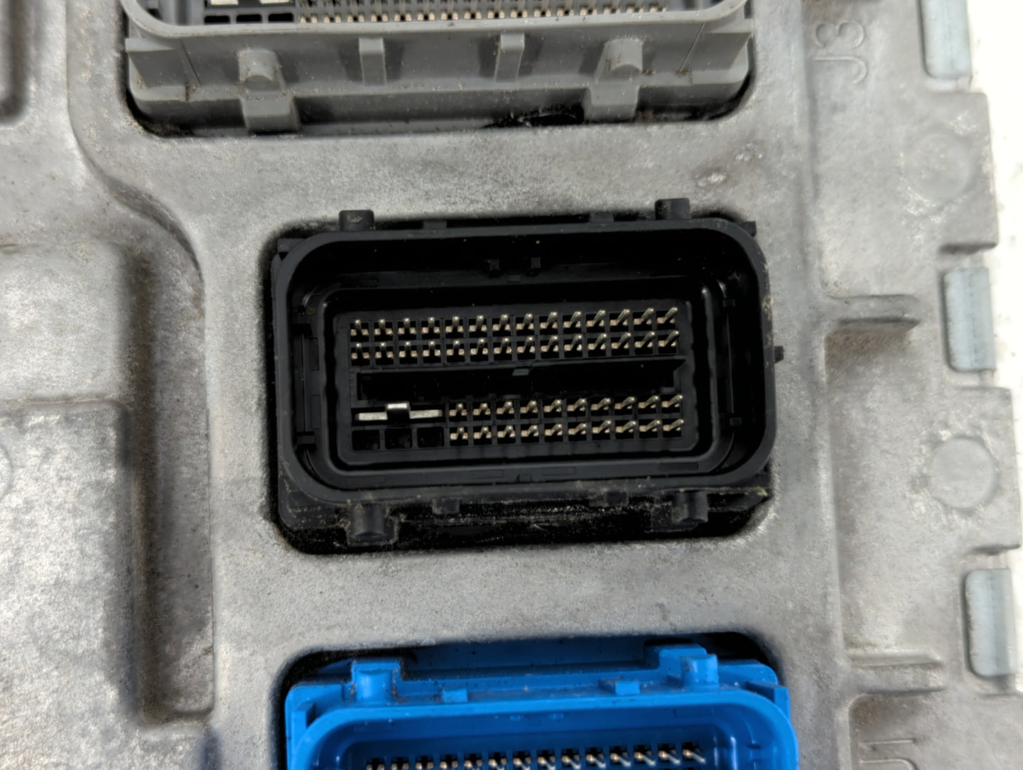 2020-2021 Chevrolet Malibu PCM Engine Control Computer ECU ECM PCU OEM P/N:12696017 12703745, 12702989 Fits Fits 2020 2021 2