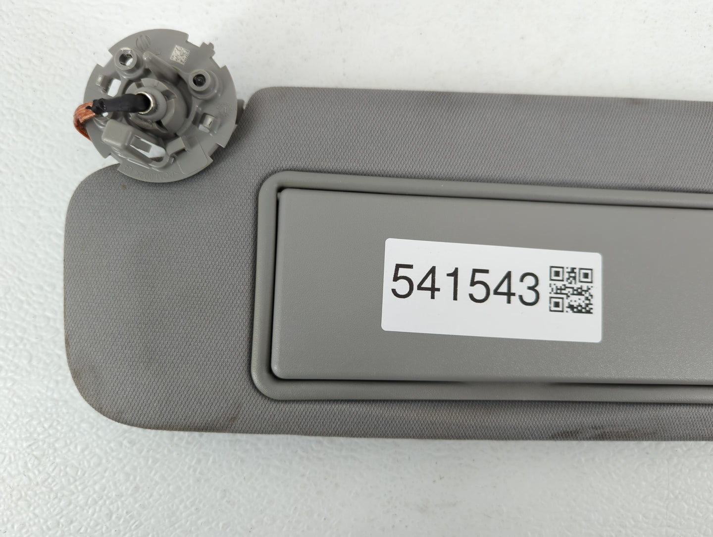 2016-2021 Chevrolet Malibu Sun Visor Shade Replacement Driver Left Mirror Fits Fits 2016 2017 2018 2019 2020 2021 OEM Used A