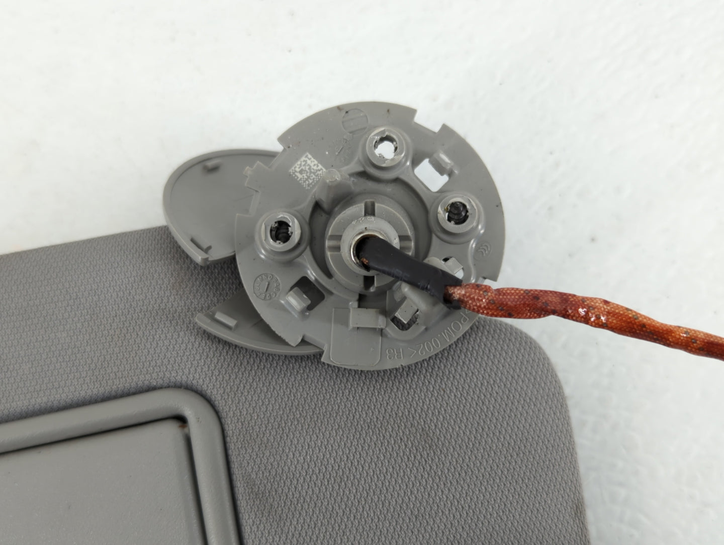 2016-2021 Chevrolet Malibu Sun Visor Shade Replacement Passenger Right Mirror Fits Fits 2016 2017 2018 2019 2020 2021 OEM Us