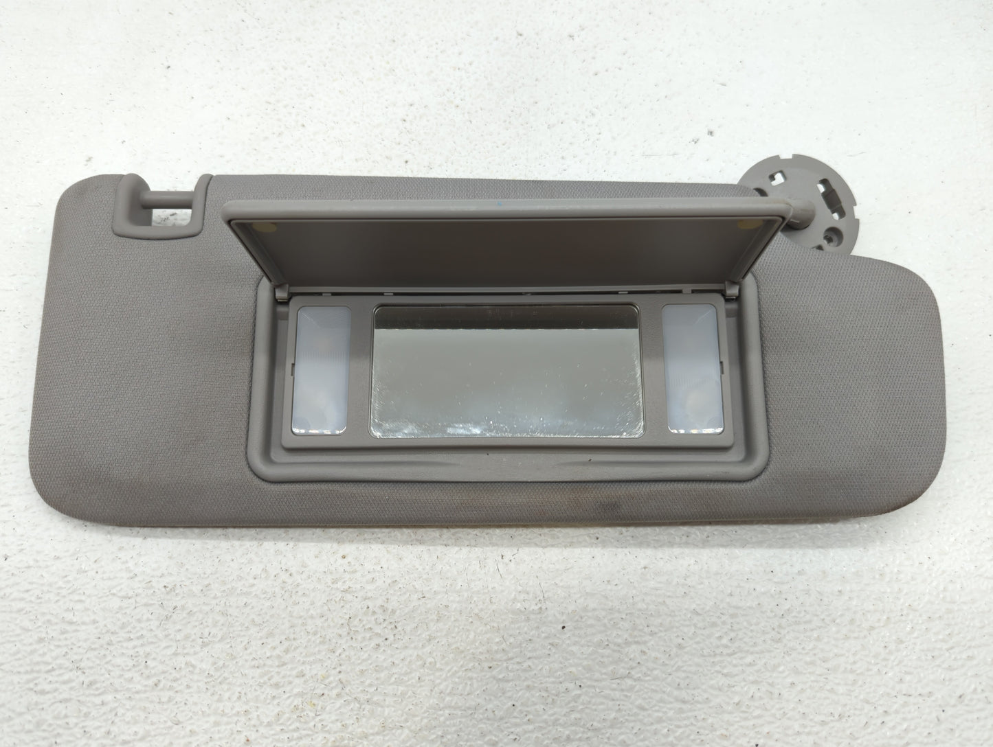 2016-2021 Chevrolet Malibu Sun Visor Shade Replacement Passenger Right Mirror Fits Fits 2016 2017 2018 2019 2020 2021 OEM Us