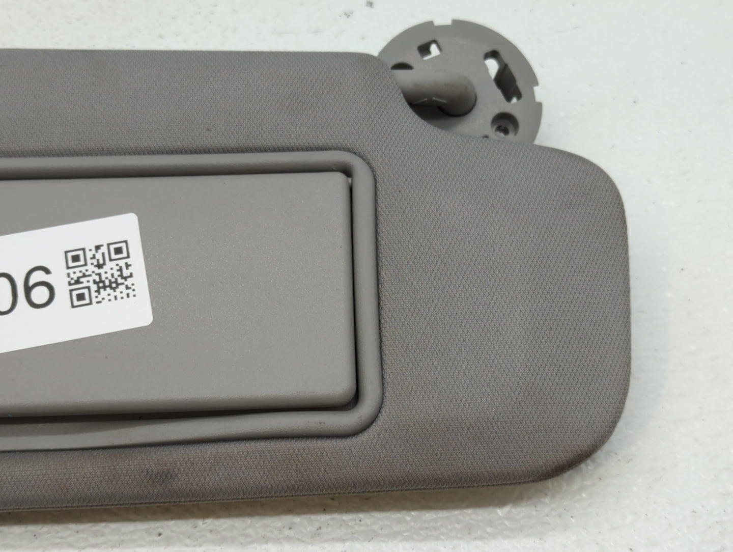 2016-2021 Chevrolet Malibu Sun Visor Shade Replacement Passenger Right Mirror Fits Fits 2016 2017 2018 2019 2020 2021 OEM Us