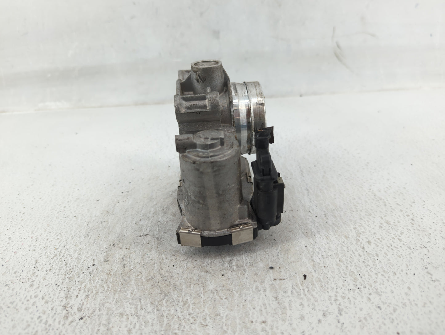 2016-2021 Chevrolet Malibu Throttle Body P/N:1267179AA Fits Fits 2016 2017 2018 2019 2020 2021 2022 OEM Used Auto Parts - Oe