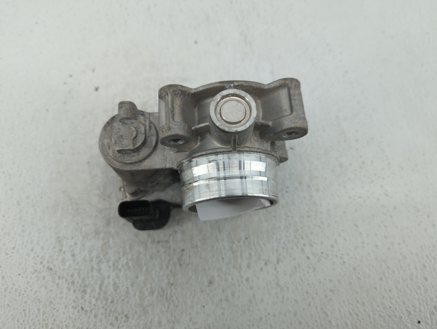 2016-2021 Chevrolet Malibu Throttle Body P/N:12671379AA Fits Fits 2016 2017 2018 2019 2020 2021 2022 OEM Used Auto Parts - O
